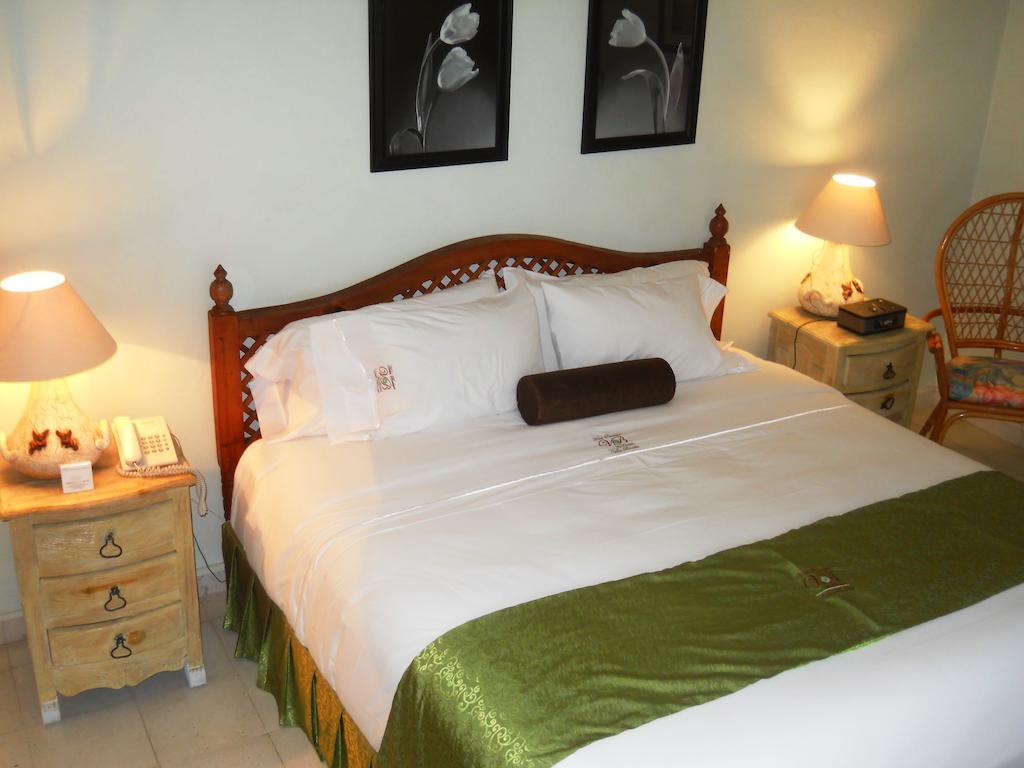 Villa Bonita Les Terrasses Cuernavaca Room photo